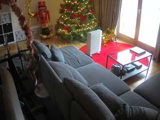 voyeurcam-julmodels-living-4