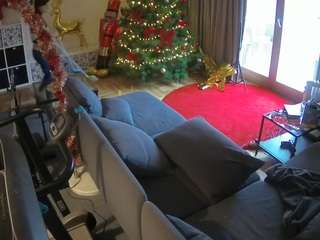 voyeurcam-julmodels-living-4's profile image