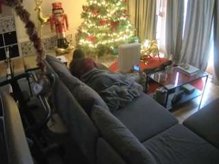 voyeurcam-julmodels-living-4's CamSoda show and profile