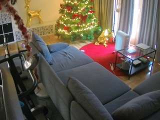 voyeurcam-julmodels-living-4