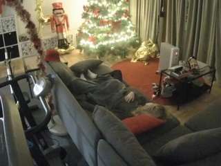 voyeurcam-julmodels-living-4