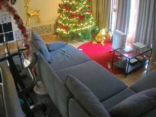 voyeurcam-julmodels-living-4