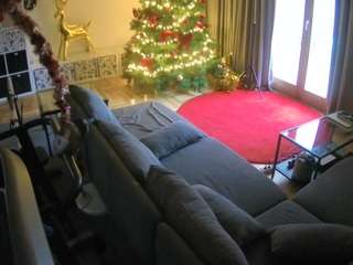 voyeurcam-julmodels-living-4 webcam