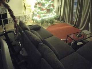 voyeurcam-julmodels-living-4