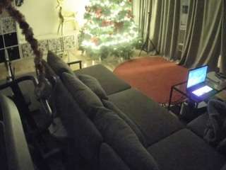 voyeurcam-julmodels-living-4