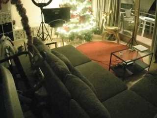 voyeurcam-julmodels-living-4