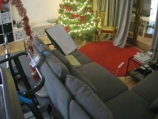 voyeurcam-julmodels-living-4