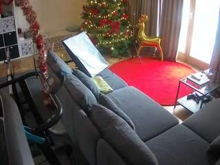 voyeurcam-julmodels-living-4