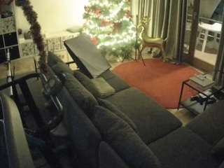 voyeurcam-julmodels-living-4