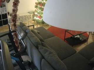 voyeurcam-julmodels-living-4