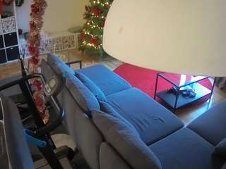 voyeurcam-julmodels-living-4