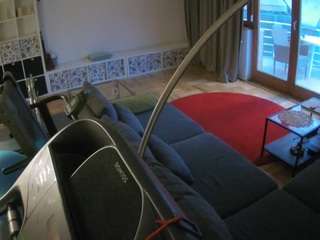 voyeurcam-julmodels-living-4