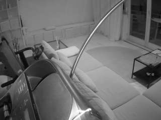 voyeurcam-julmodels-living-4