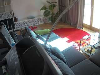 voyeurcam-julmodels-living-4 webcam