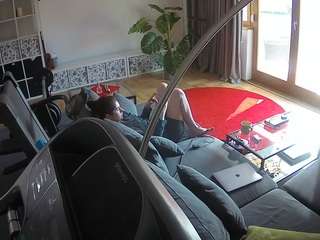 voyeurcam-julmodels-living-4 webcam