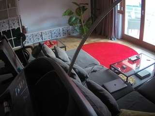 voyeurcam-julmodels-living-4