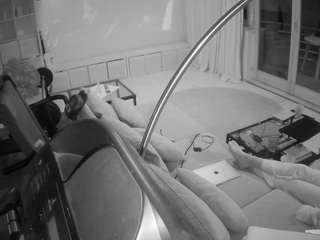 voyeurcam-julmodels-living-4 Profile Image