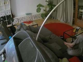 voyeurcam-julmodels-living-4 webcam