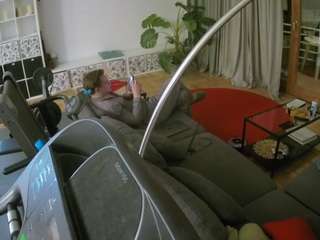 voyeurcam-julmodels-living-4's CamSoda show and profile