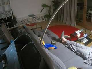 voyeurcam-julmodels-living-4 webcam