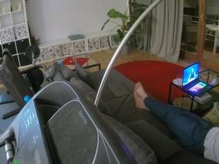 voyeurcam-julmodels-living-4's CamSoda show and profile