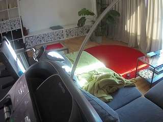 voyeurcam-julmodels-living-4