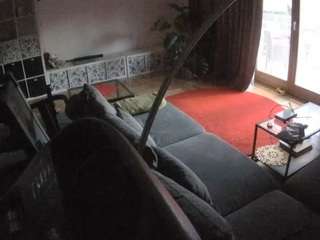 voyeurcam-julmodels-living-4