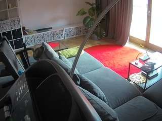 voyeurcam-julmodels-living-4