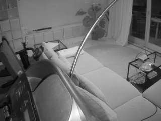 voyeurcam-julmodels-living-4