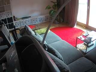 voyeurcam-julmodels-living-4