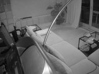 voyeurcam-julmodels-living-4 webcam