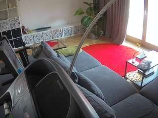 voyeurcam-julmodels-living-4