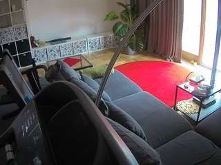 voyeurcam-julmodels-living-4