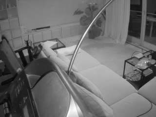 voyeurcam-julmodels-living-4