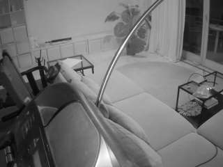 voyeurcam-julmodels-living-4