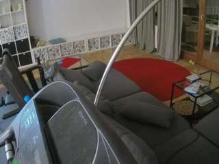 voyeurcam-julmodels-living-4