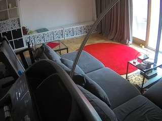 voyeurcam-julmodels-living-4
