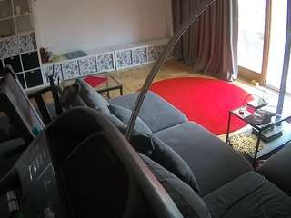 voyeurcam-julmodels-living-4