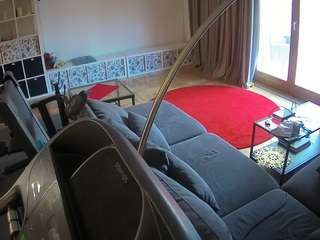 voyeurcam-julmodels-living-4