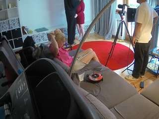 voyeurcam-julmodels-living-4