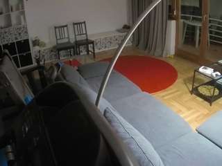 voyeurcam-julmodels-living-4