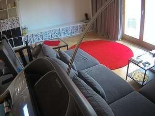 voyeurcam-julmodels-living-4