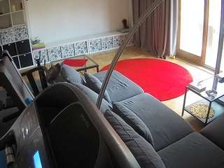 voyeurcam-julmodels-living-4