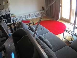 voyeurcam-julmodels-living-4