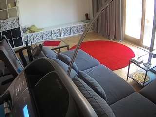 voyeurcam-julmodels-living-4