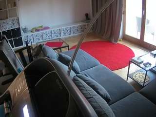 voyeurcam-julmodels-living-4