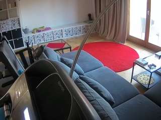 voyeurcam-julmodels-living-4