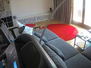 voyeurcam-julmodels-living-4