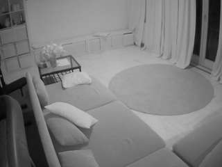 voyeurcam-julmodels-living-4