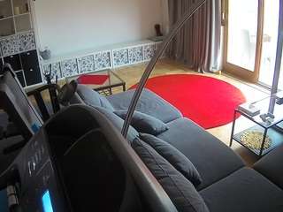 voyeurcam-julmodels-living-4 webcam